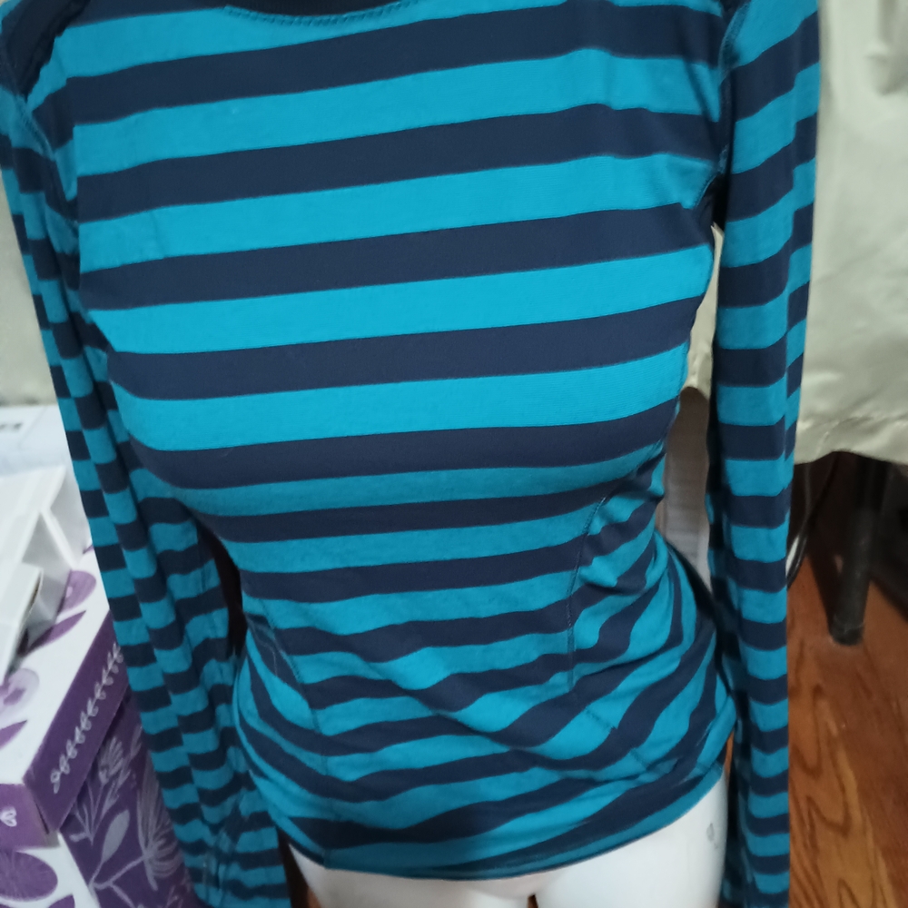 Lululemon Blue Striped Long Sleeve W/Thumb Holes